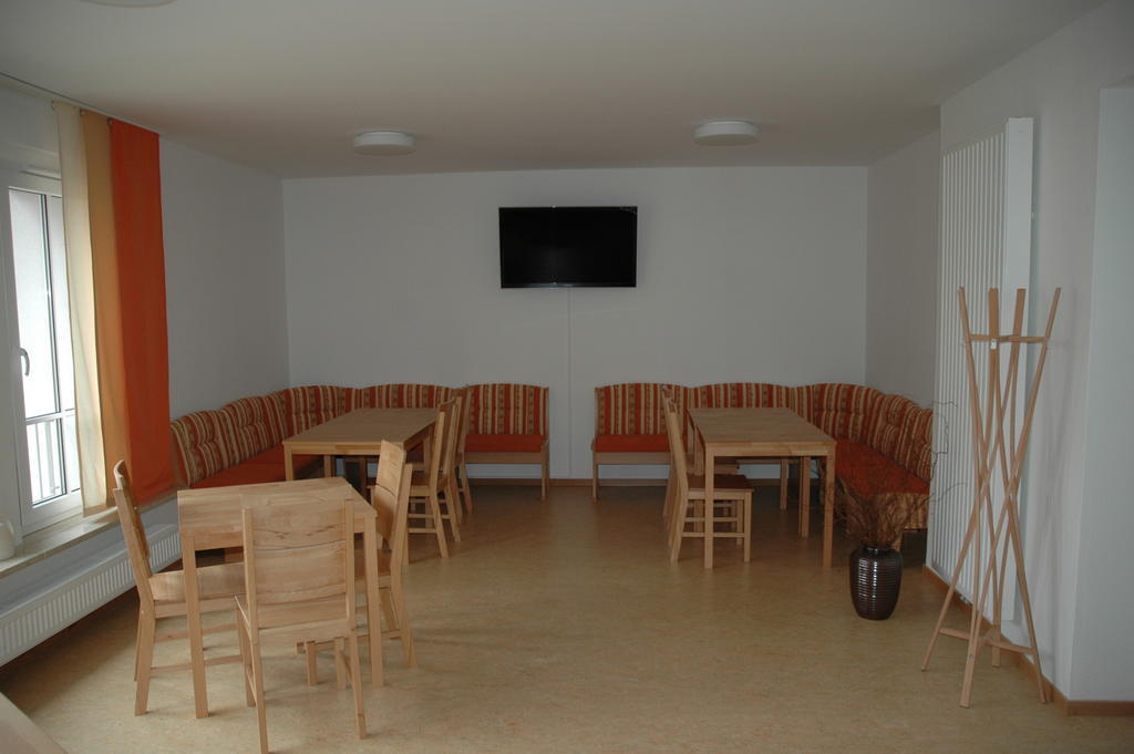 Sport Tourist Hostel Weißenfels 외부 사진